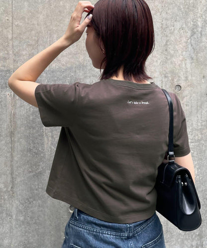 【PIKO企劃 / 復古】背部標誌刺繡緊身T恤