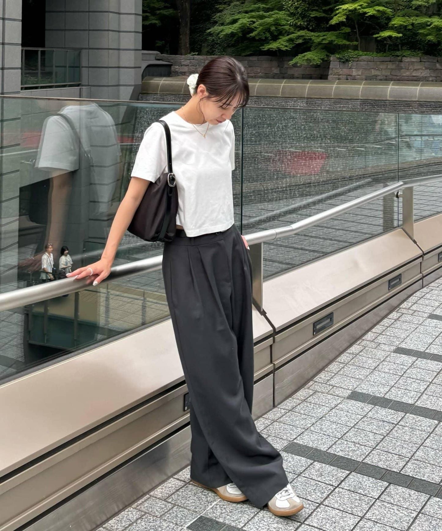 【PIKO企劃 / 復古】背部標誌刺繡緊身T恤