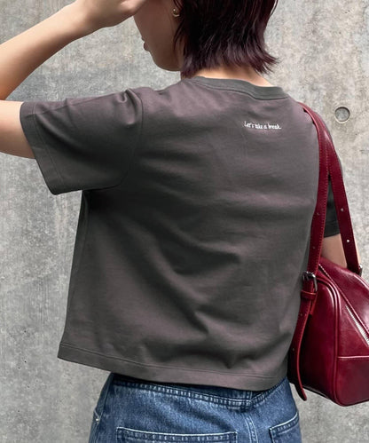 【PIKO企劃 / 復古】背部標誌刺繡緊身T恤