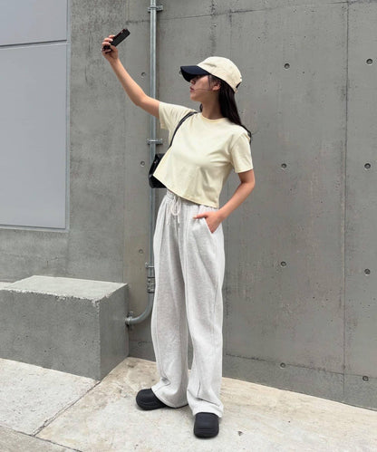 【PIKO企劃 / 復古】背部標誌刺繡緊身T恤