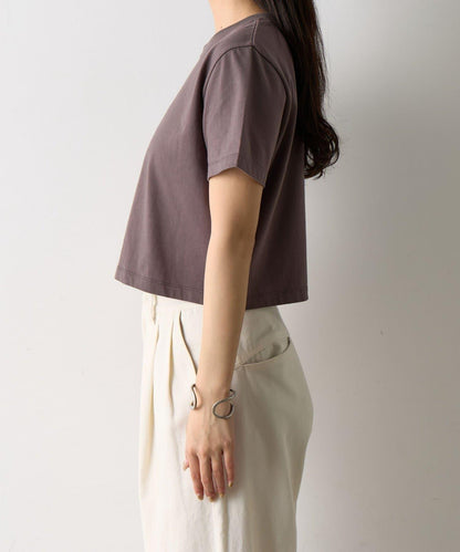 【PIKO企劃 / 復古】背部標誌刺繡緊身T恤