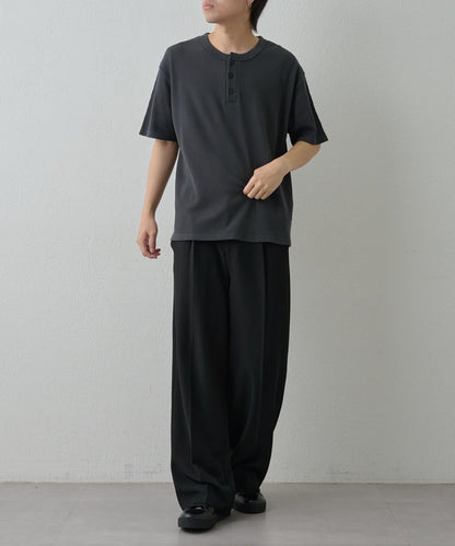 【範例】氣烤華夫餅亨利領T-shirt