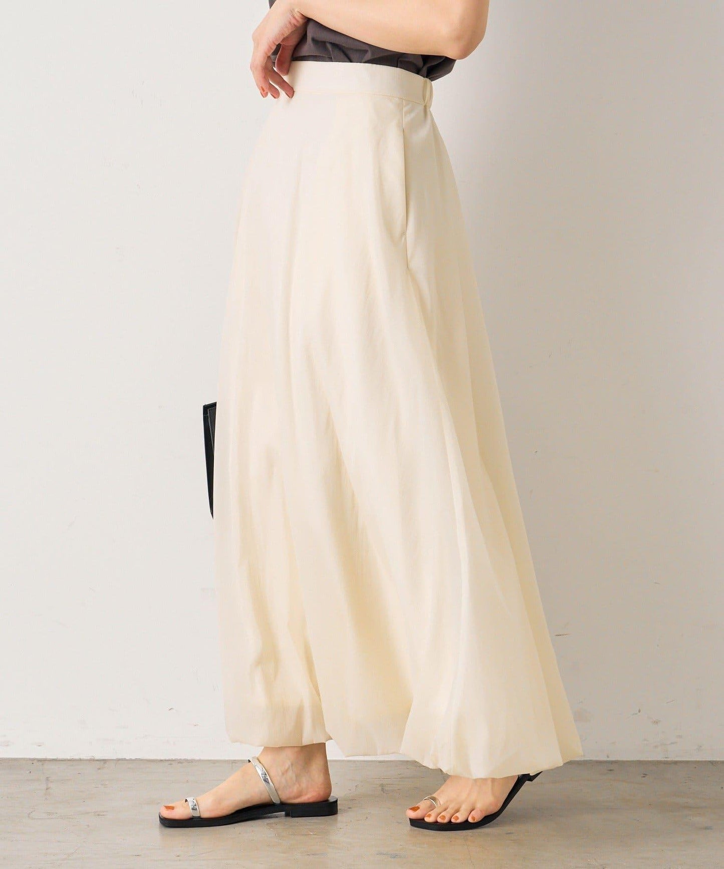 輕盈塔夫綢燈籠半身裙