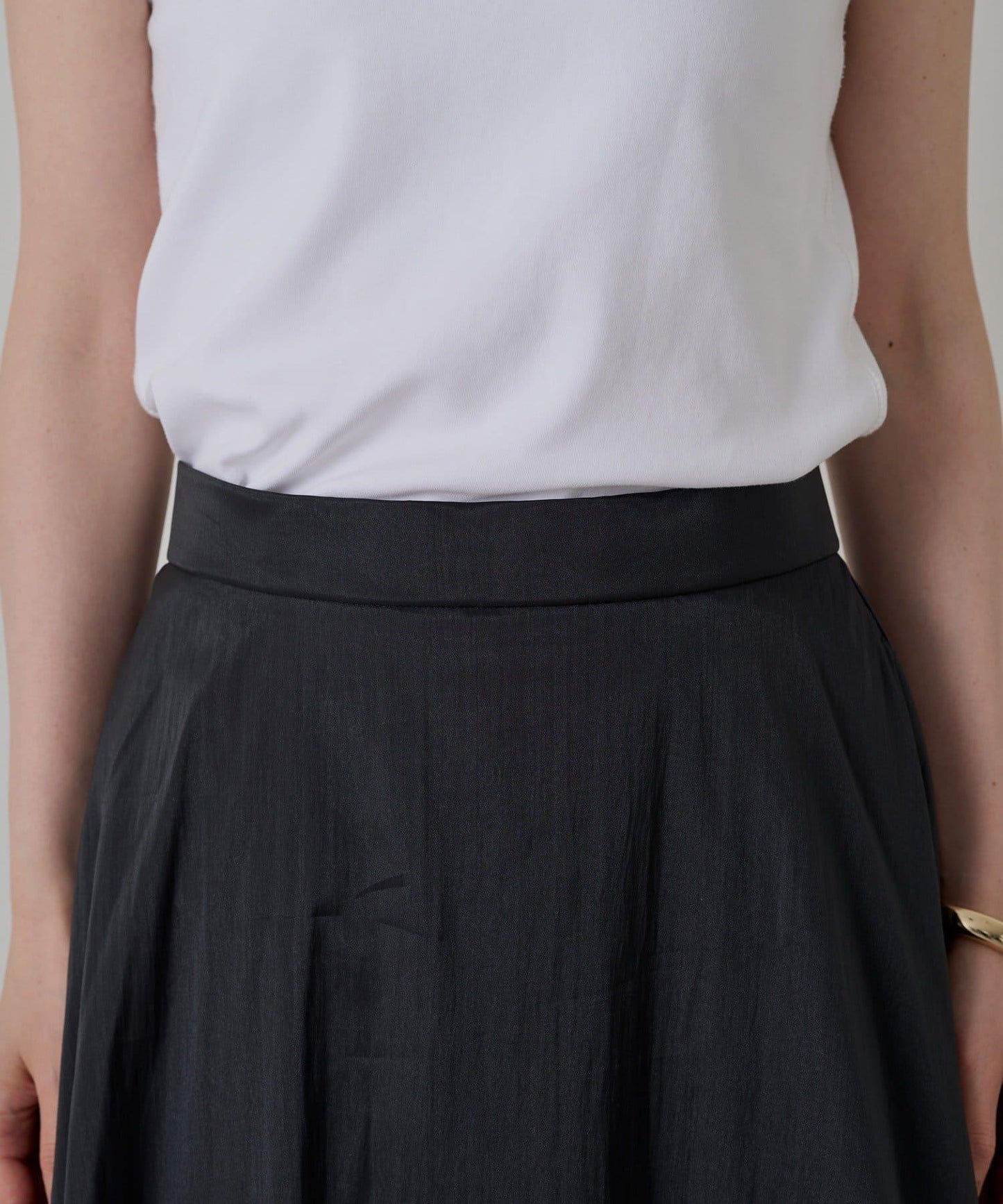 輕盈塔夫綢燈籠半身裙