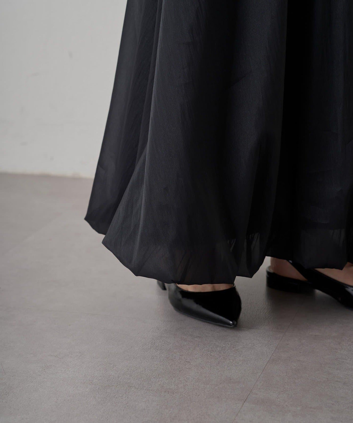 輕盈塔夫綢燈籠半身裙