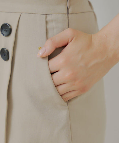 Chico 側邊按扣設計 休閒短褲