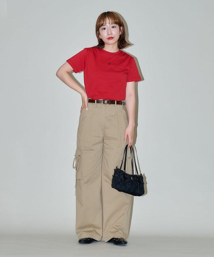 一點刺繡logo T恤