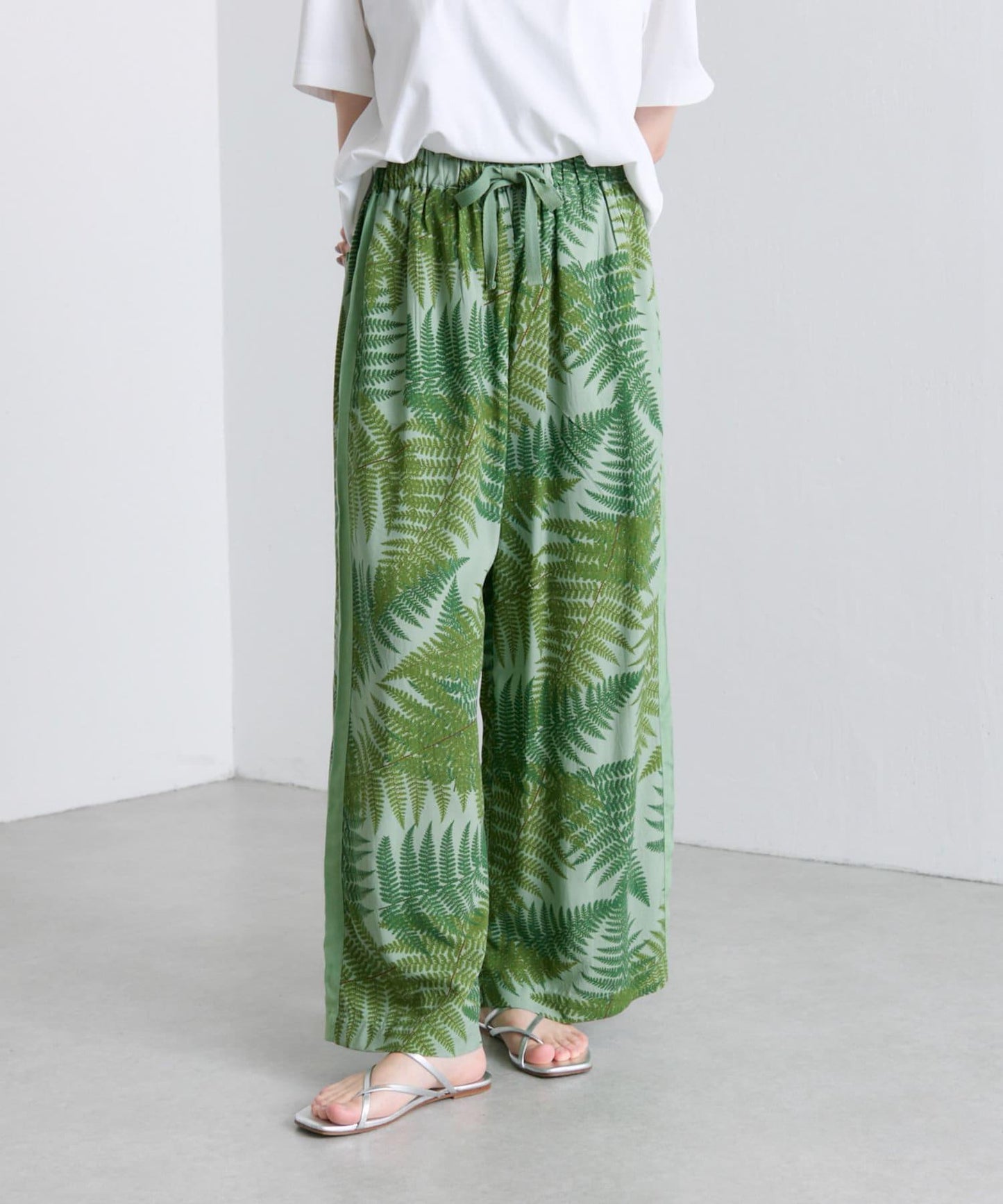 ear PAPILLONNER 蕨類圖案 褲子