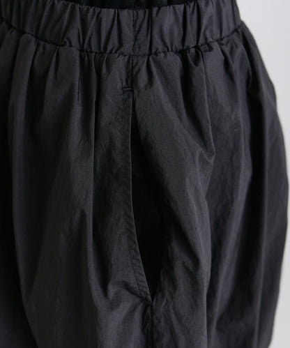 ear PAPILLONNER 不對稱氣球廓形連衣裙