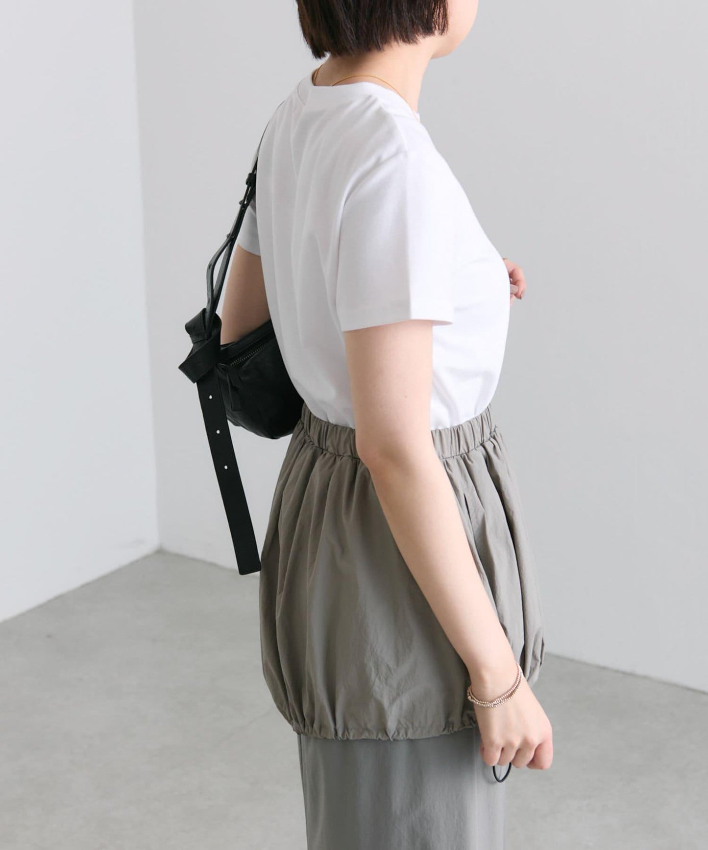 ear PAPILLONNER 不對稱氣球廓形連衣裙