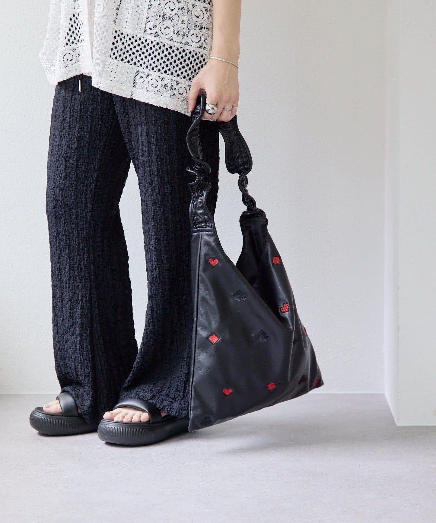 ear PAPILLONNER 波紋質感 喇叭版型 褲子