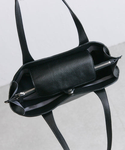 鉚釘分隔手提包《社交網絡上諮詢眾多！/真皮/A4尺寸適用》