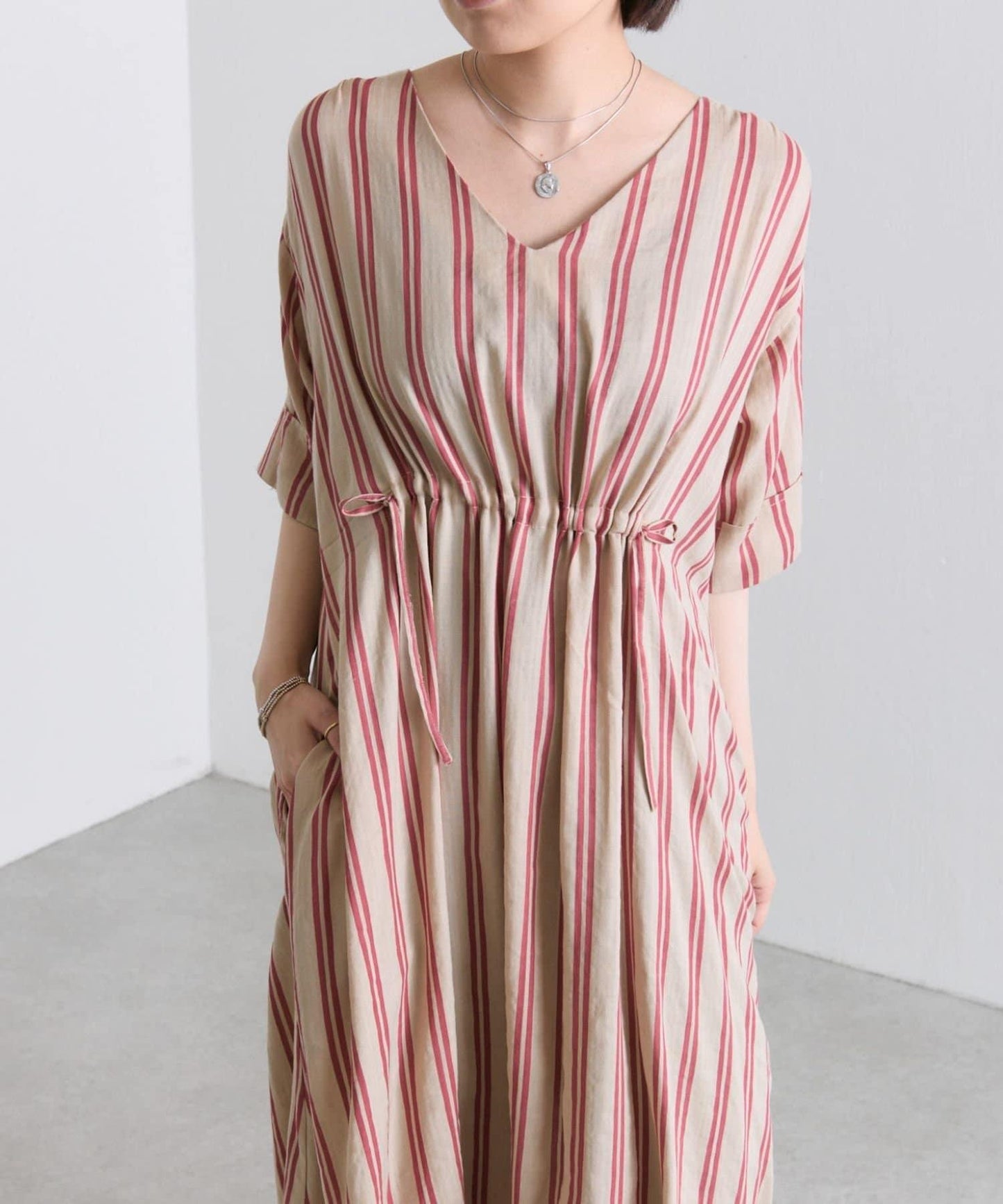 ear PAPILLONNER 前抽繩條紋連衣裙