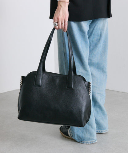 鉚釘分隔手提包《社交網絡上諮詢眾多！/真皮/A4尺寸適用》