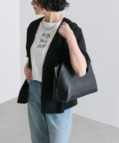 鉚釘分隔手提包《社交網絡上諮詢眾多！/真皮/A4尺寸適用》