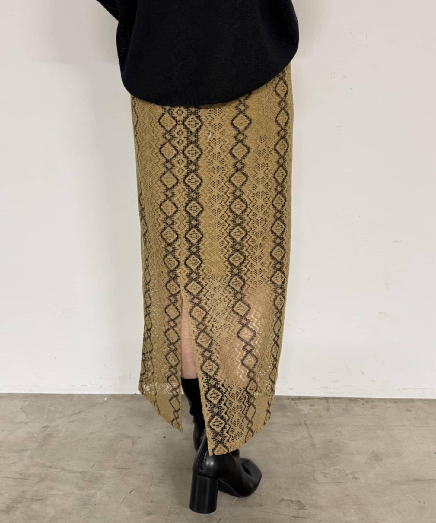 Loungedress 修身蕾絲半身裙