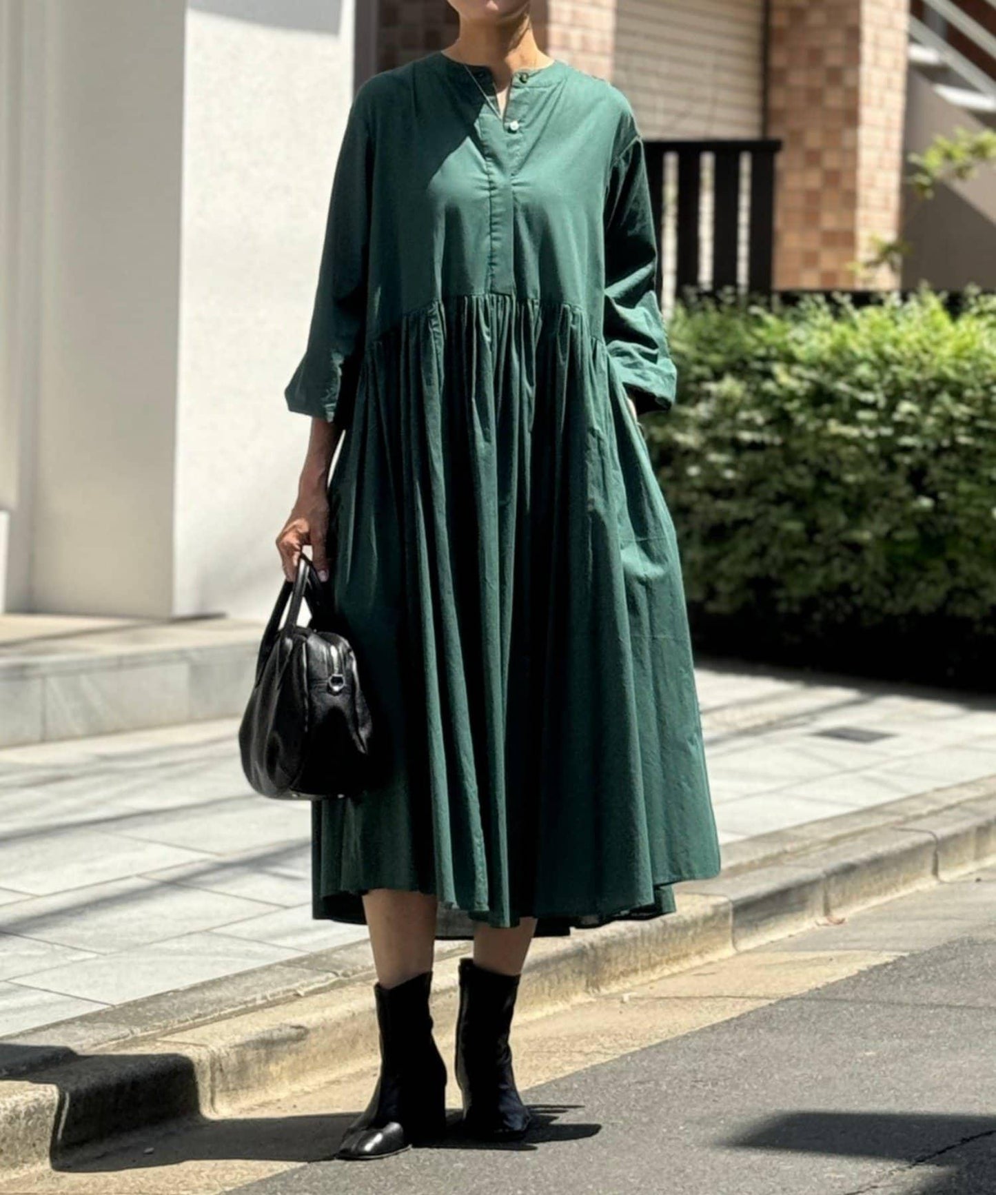 荷葉邊連衣裙
