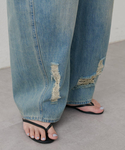 破洞牛仔褲