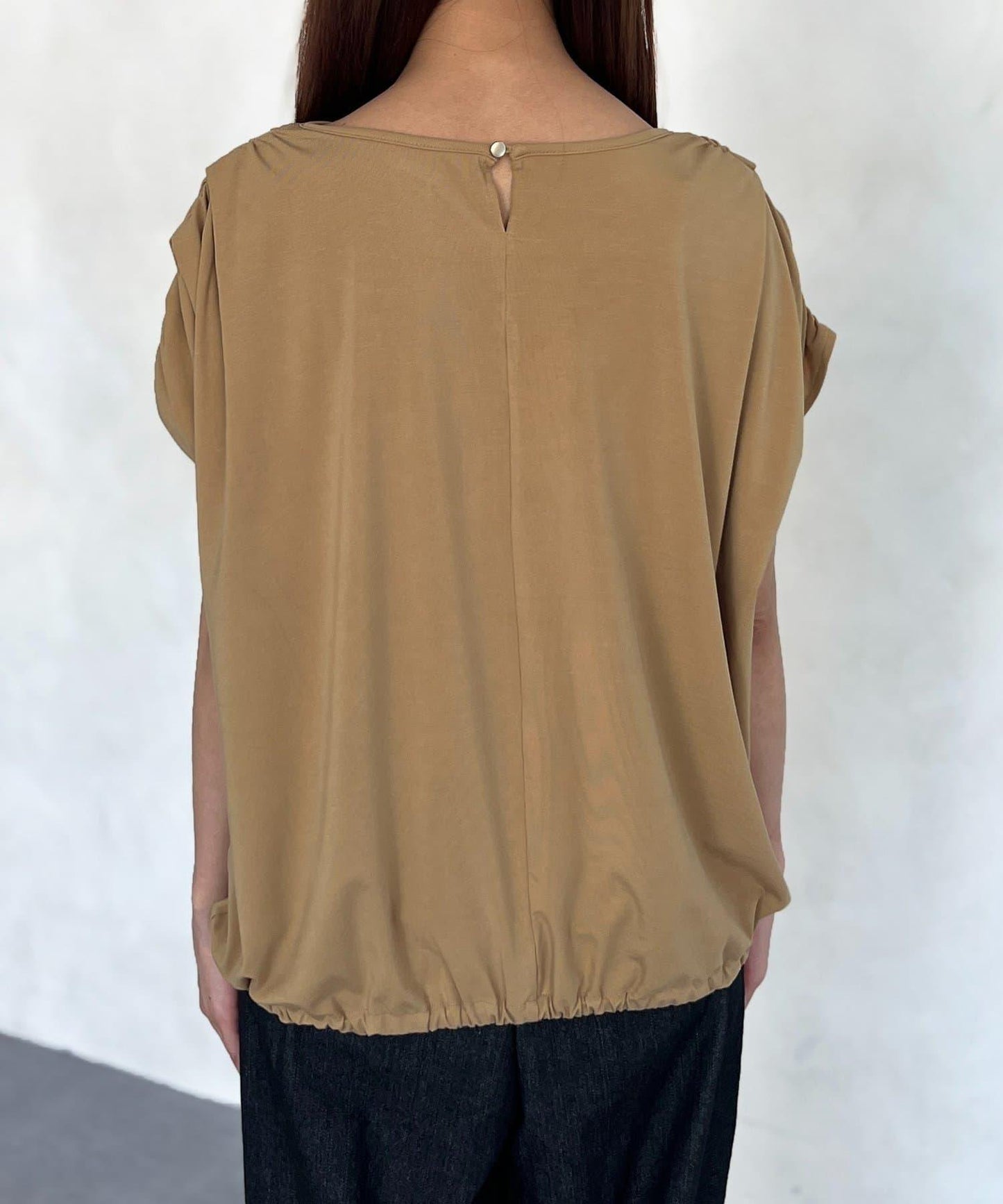 肩部褶皺氣球袖T恤