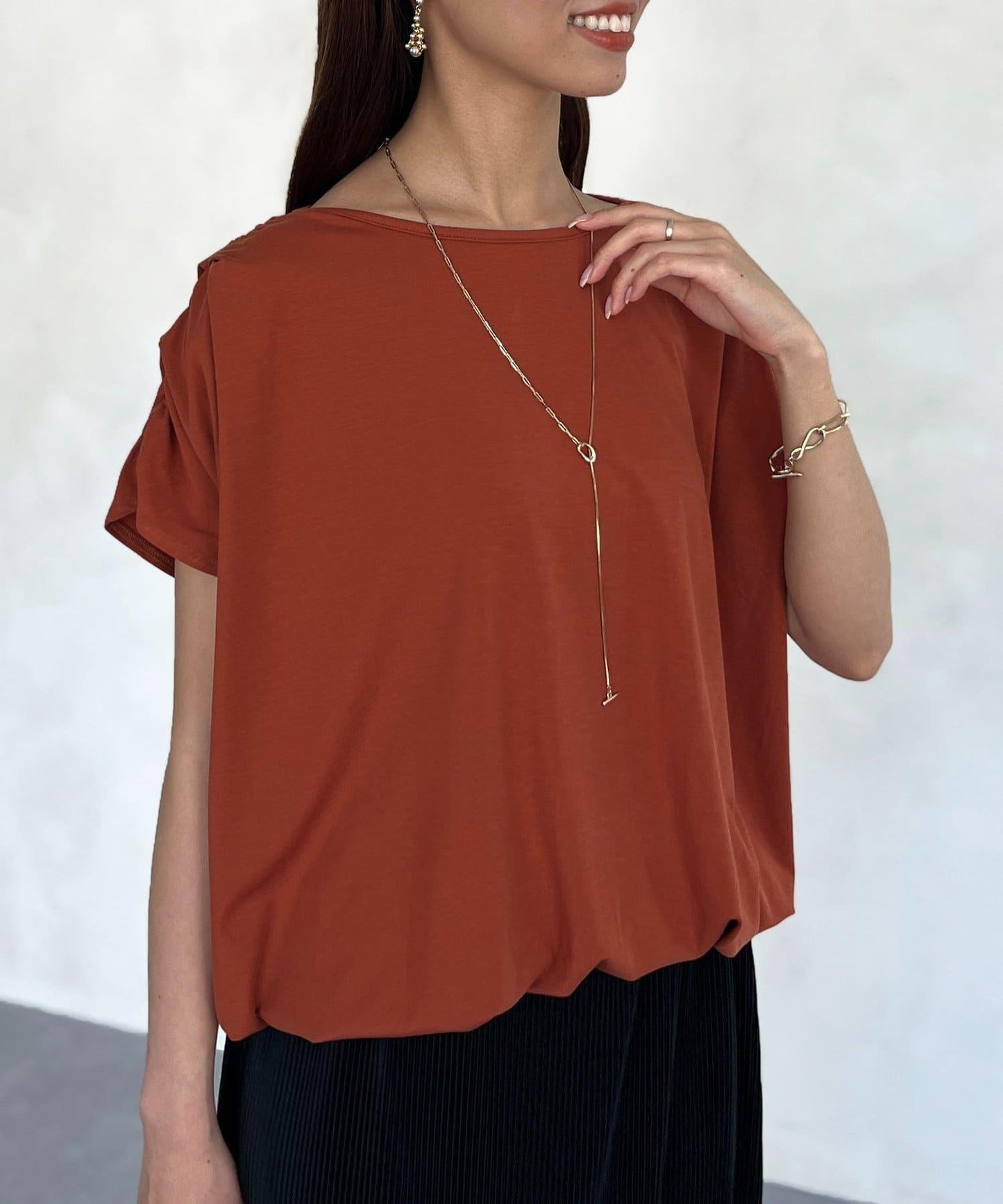 肩部褶皺氣球袖T恤