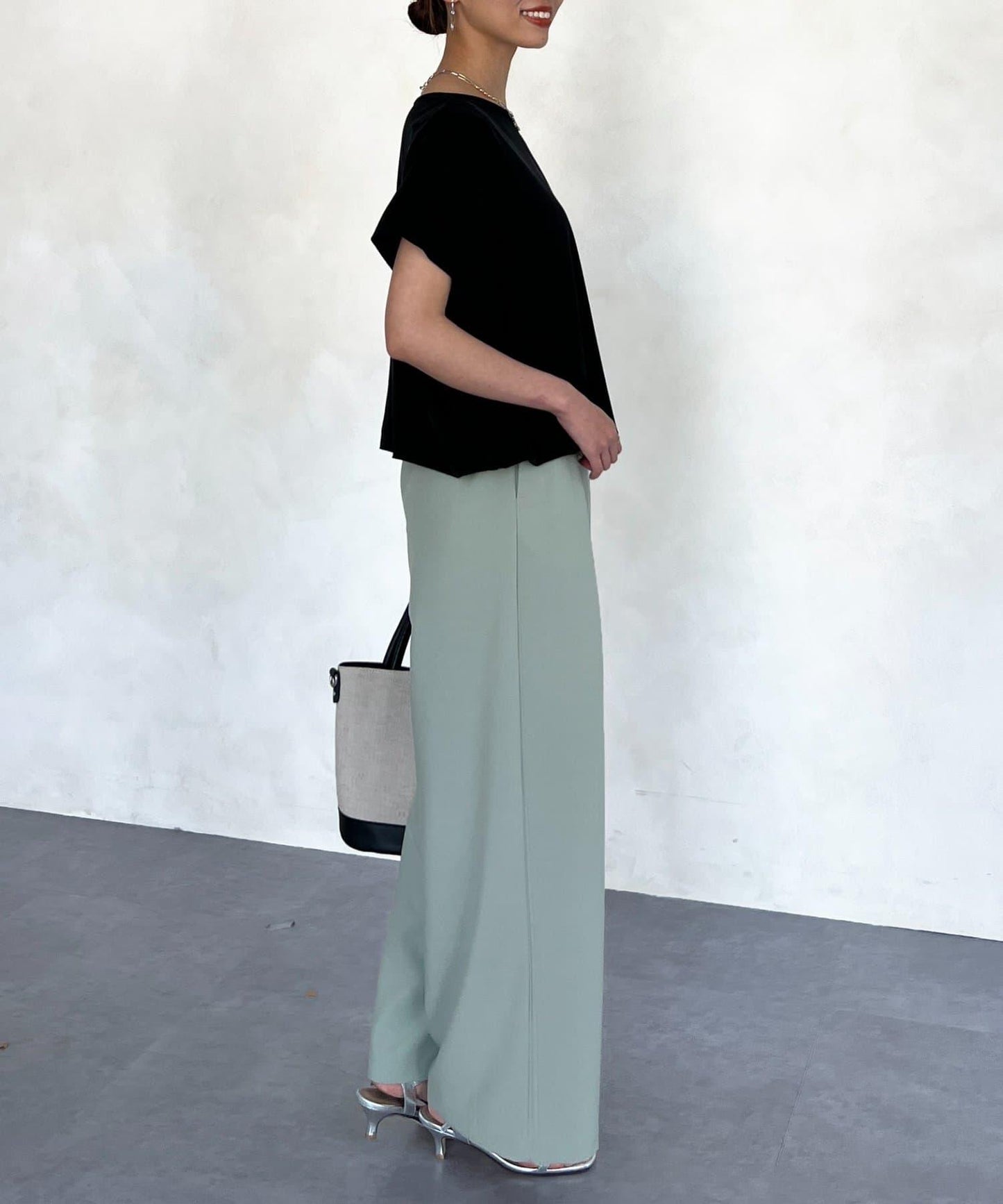 肩部褶皺氣球袖T恤