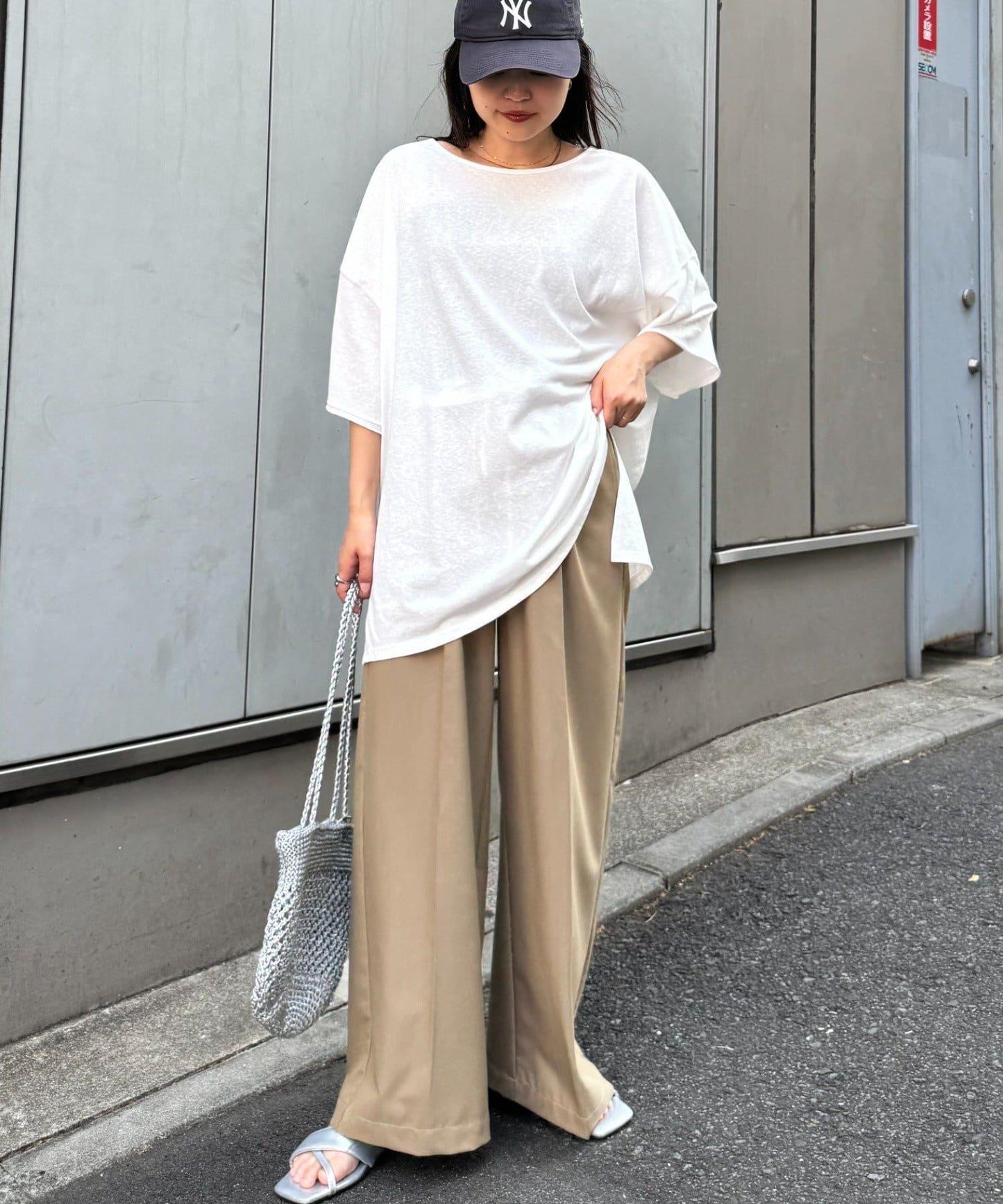 透薄拼接一點刺繡oversize短袖T恤