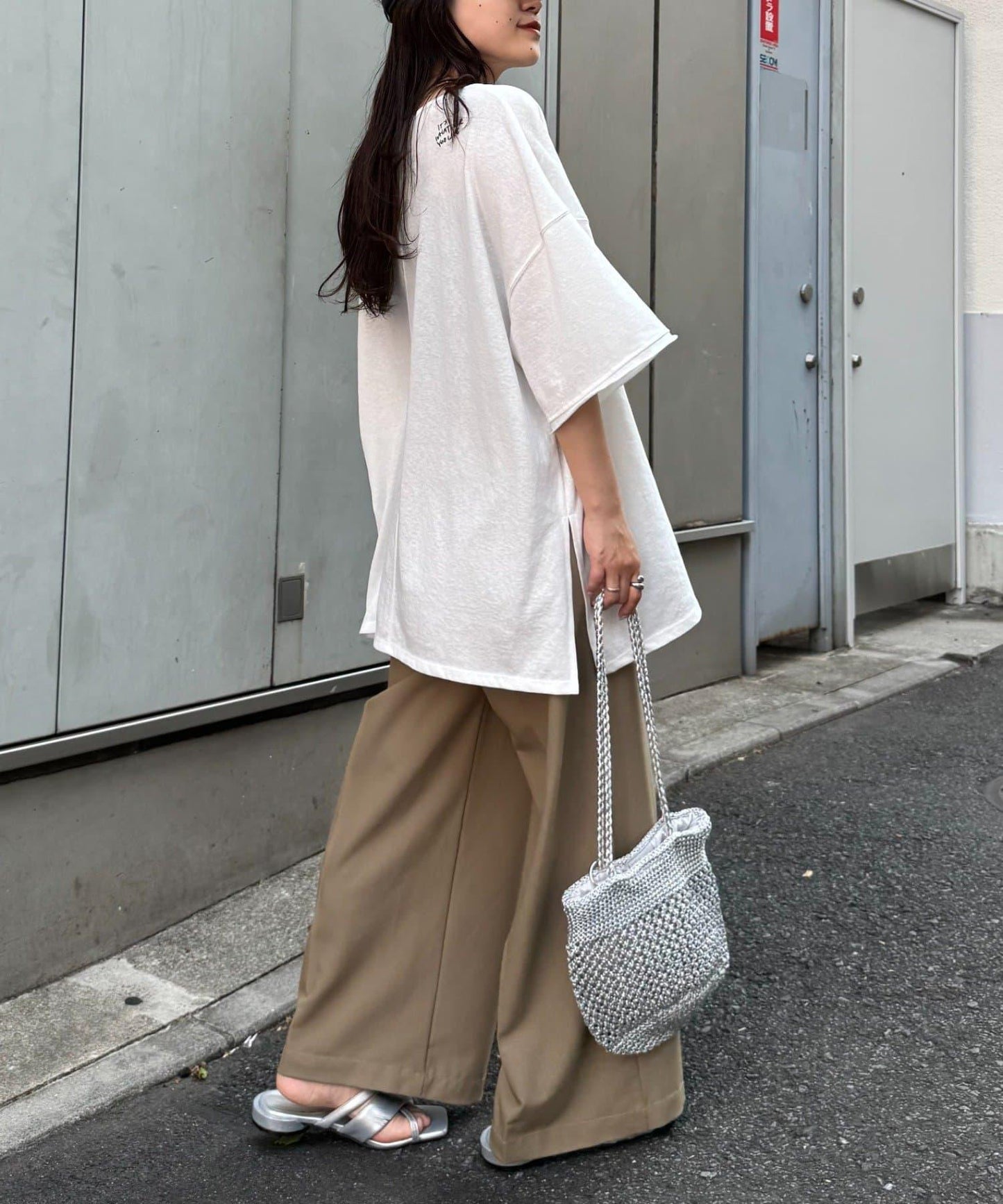 透薄拼接一點刺繡oversize短袖T恤