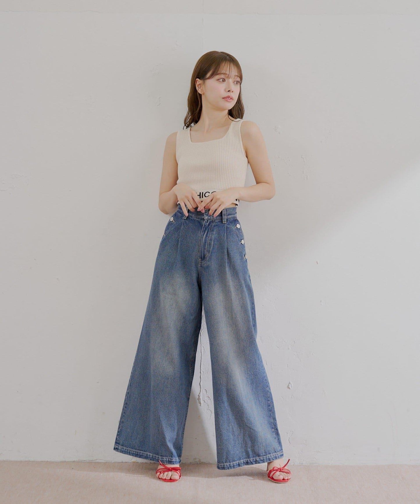 高腰 闊腿 紐扣設計 牛仔 牛仔褲