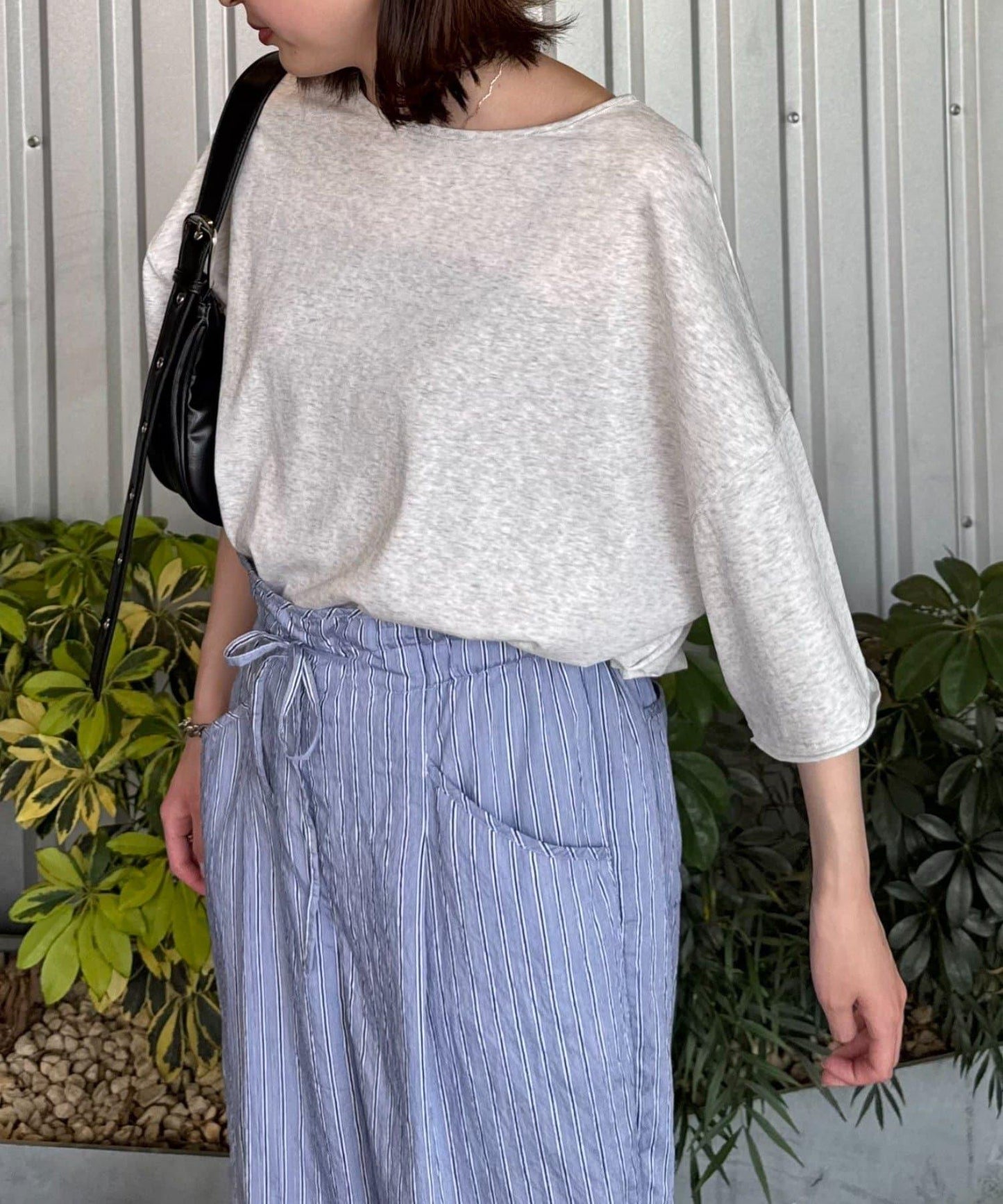 透薄拼接一點刺繡oversize短袖T恤