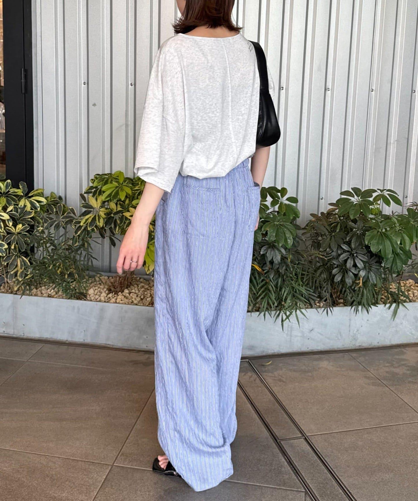 透薄拼接一點刺繡oversize短袖T恤