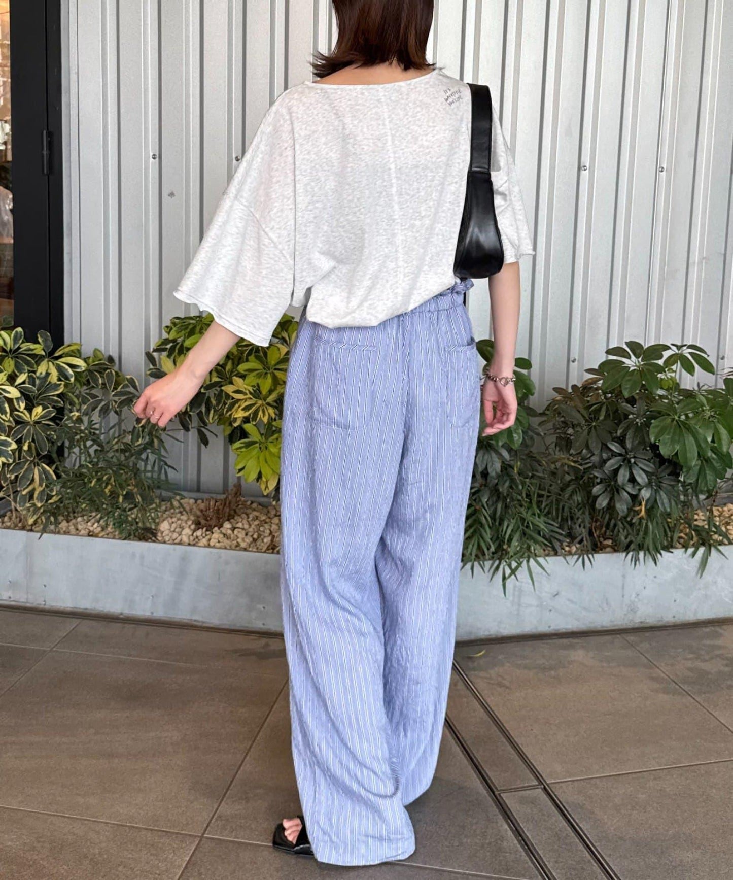 透薄拼接一點刺繡oversize短袖T恤