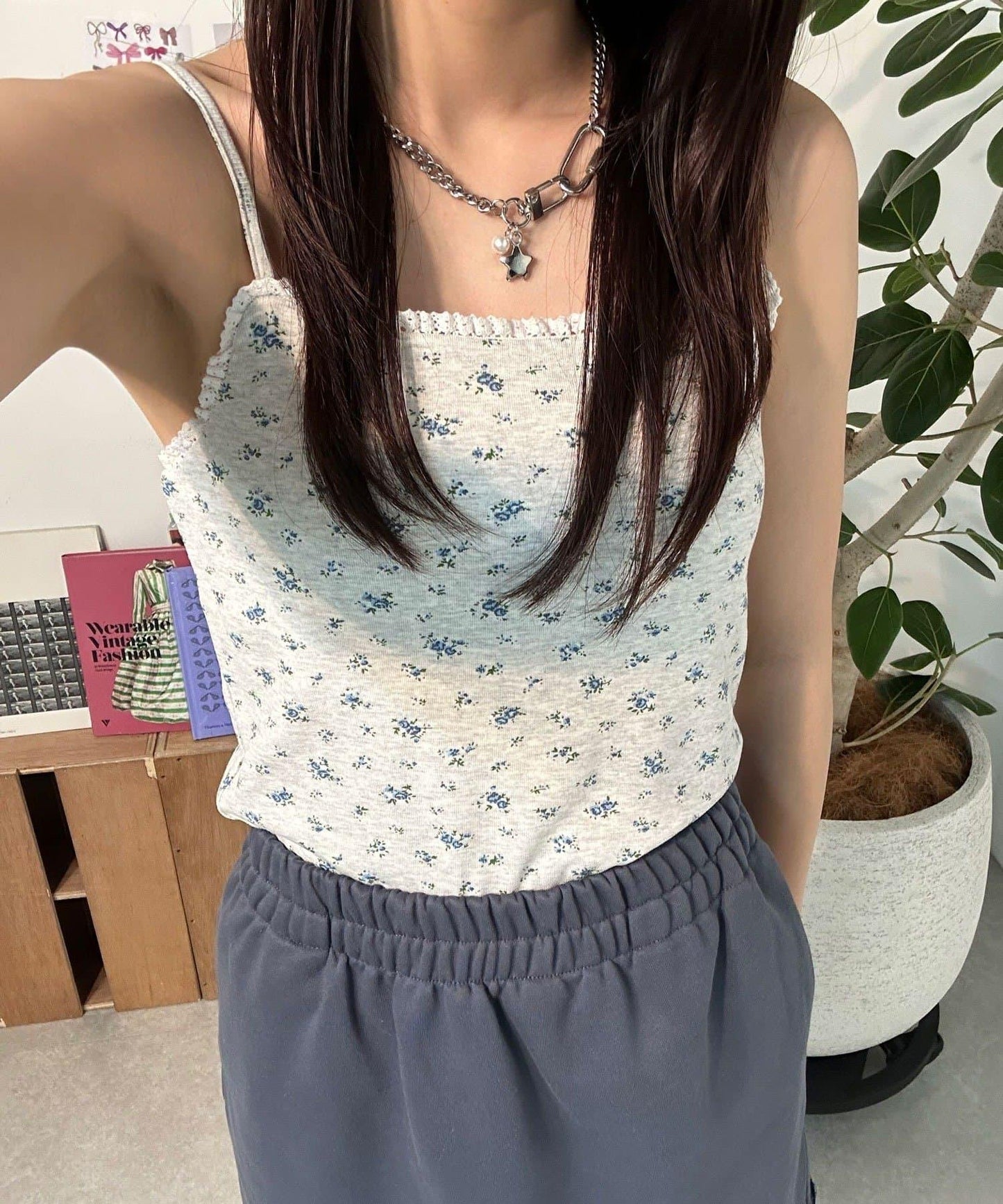 【中性款】小花紋蕾絲杯託吊帶背心