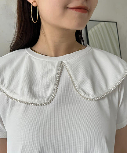 珍珠色荷葉邊上衣