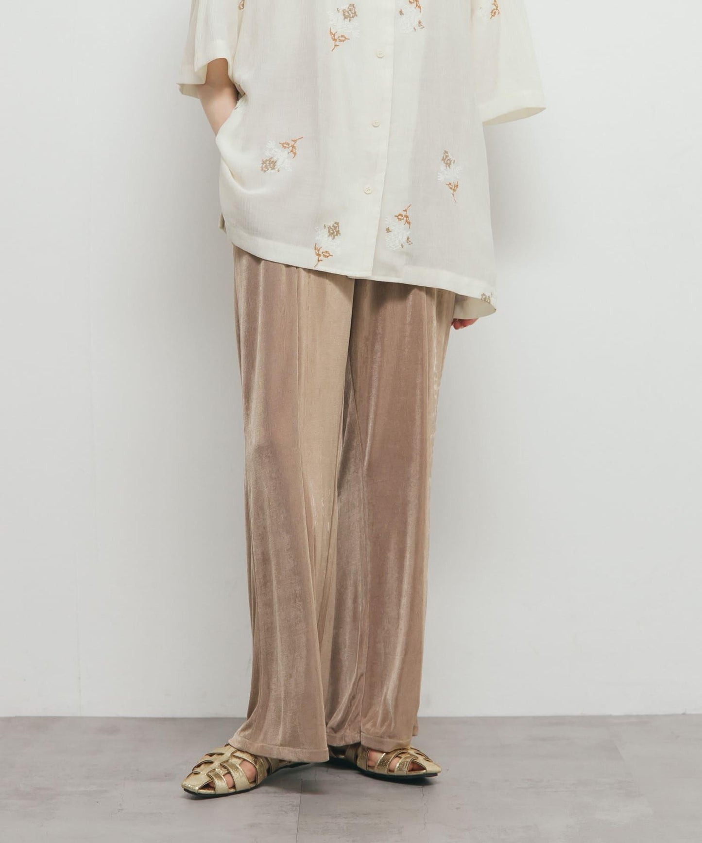 亮面易穿喇叭褲