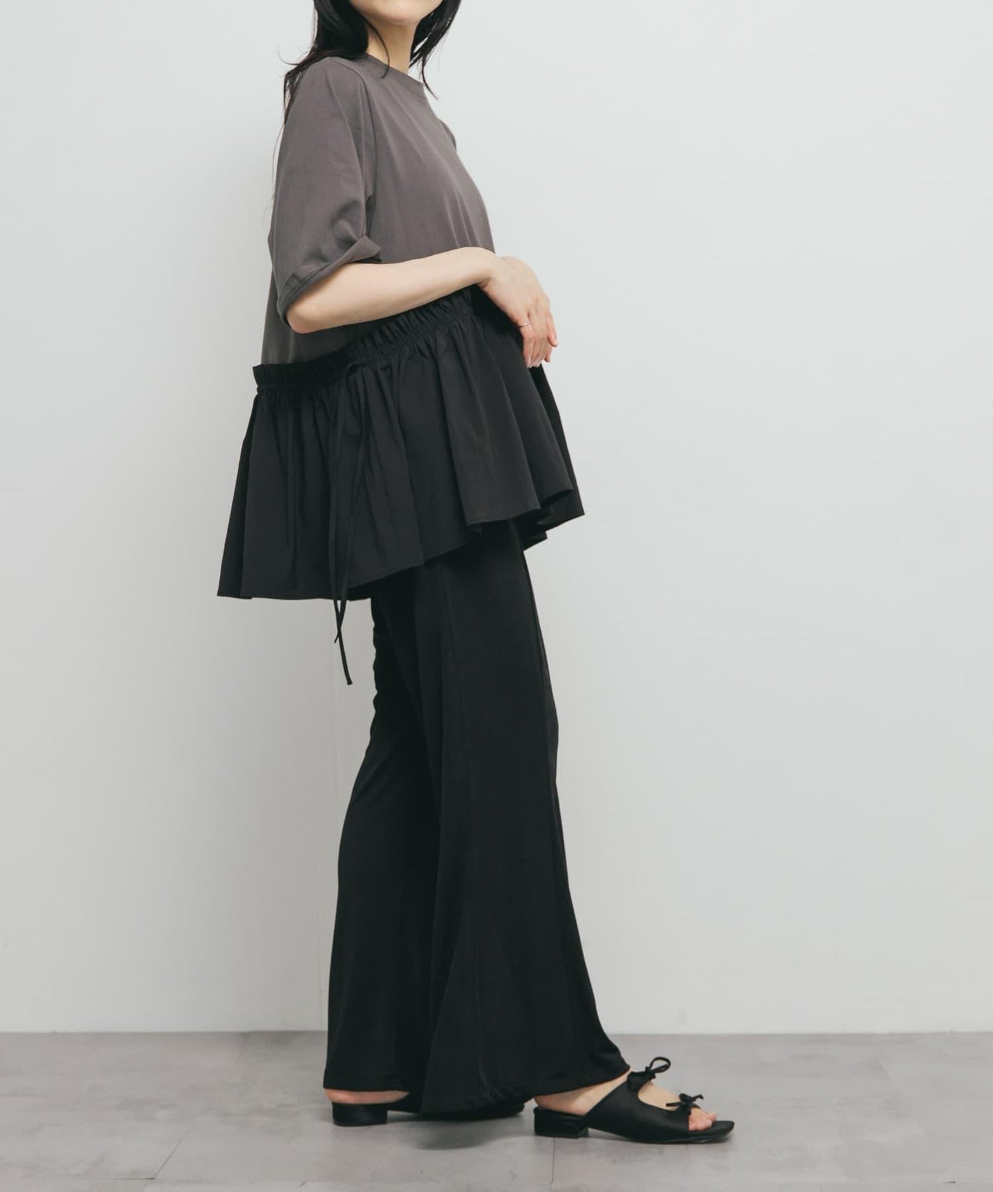 亮面易穿喇叭褲