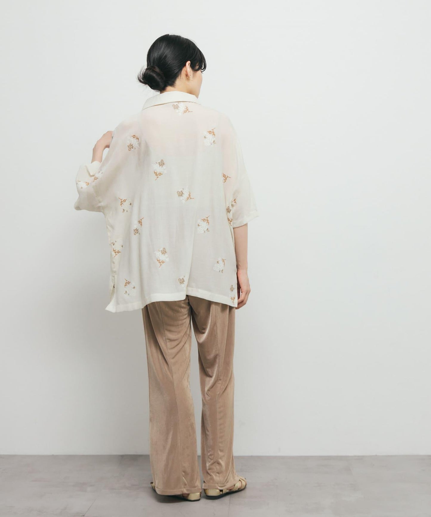 亮面易穿喇叭褲