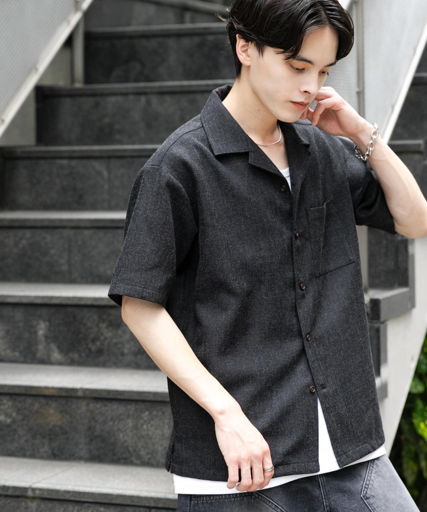 混色開領短袖襯衫