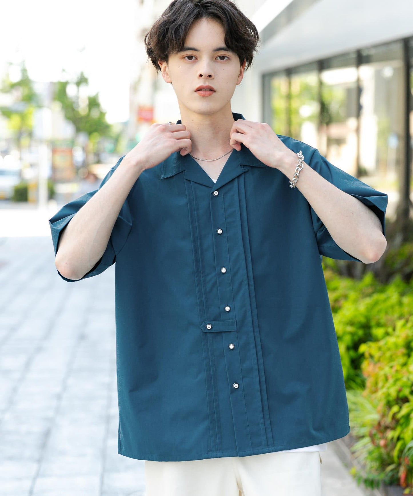 設計感翻領短袖襯衫