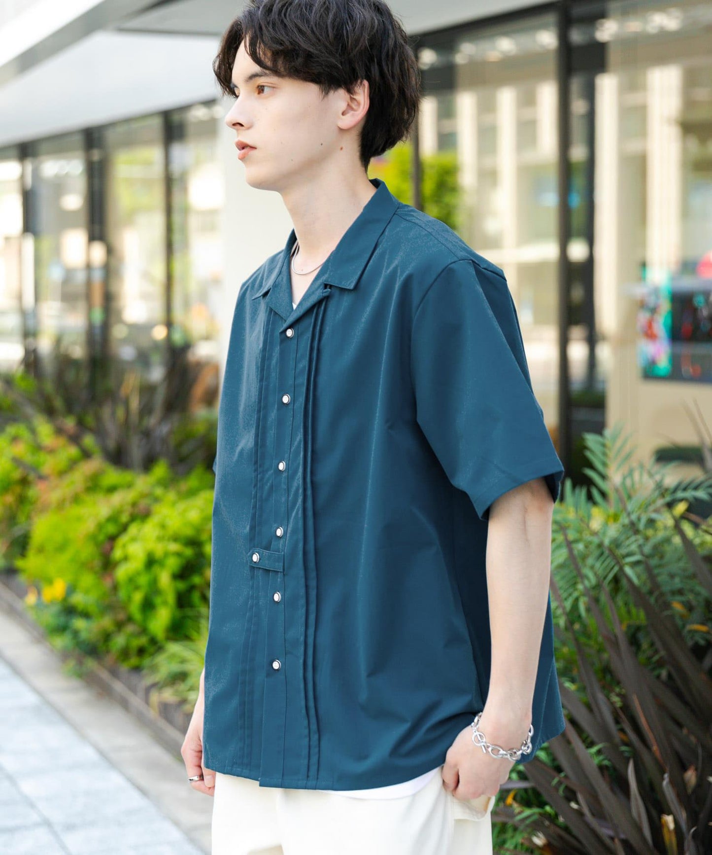 設計感翻領短袖襯衫