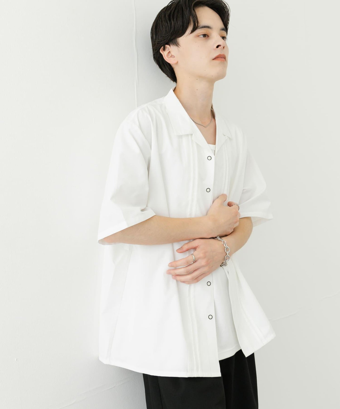 設計感翻領短袖襯衫