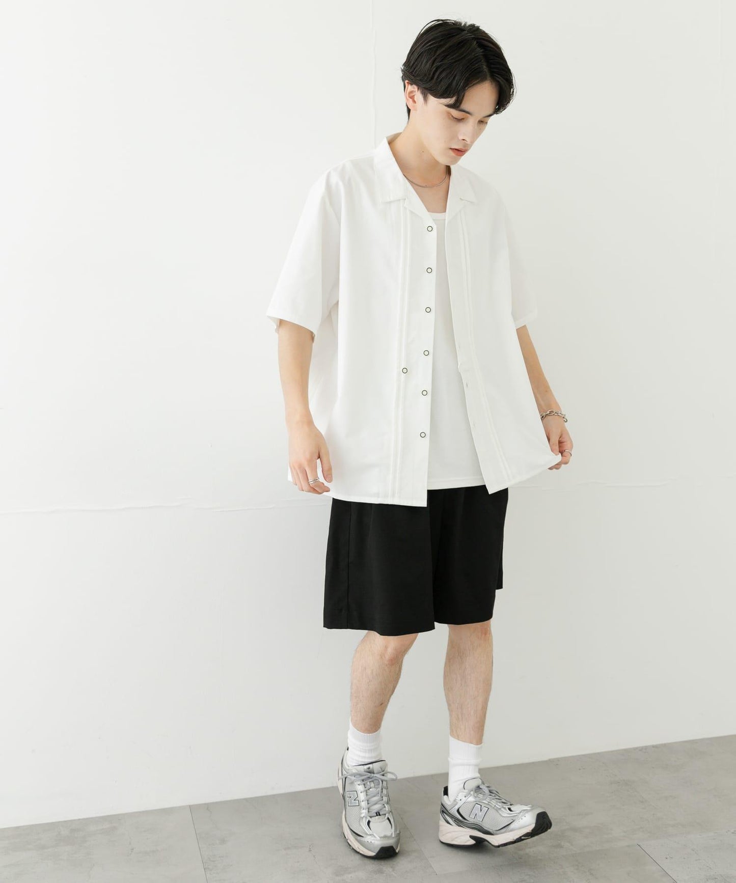 設計感翻領短袖襯衫