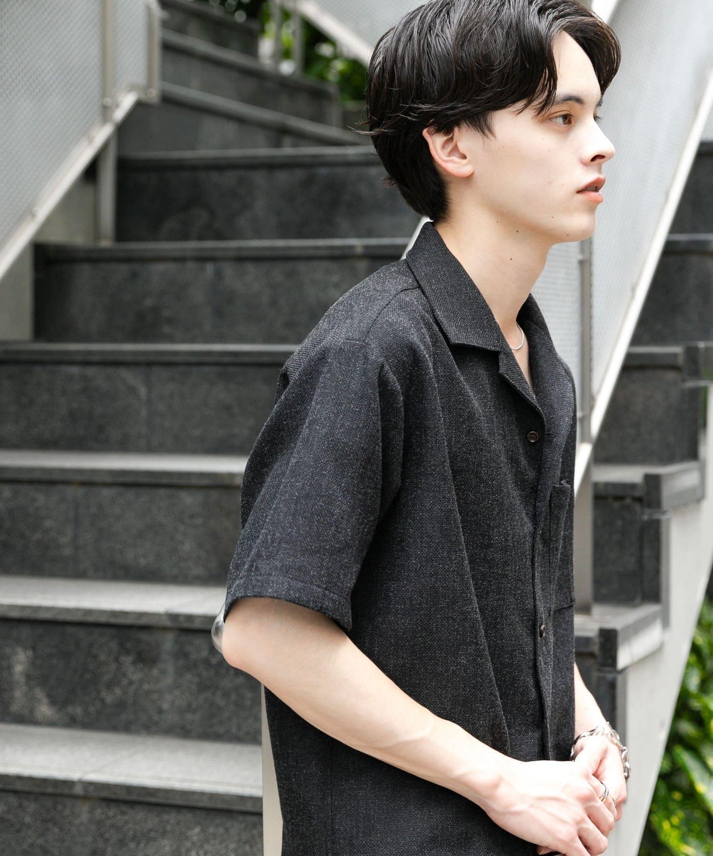 混色開領短袖襯衫