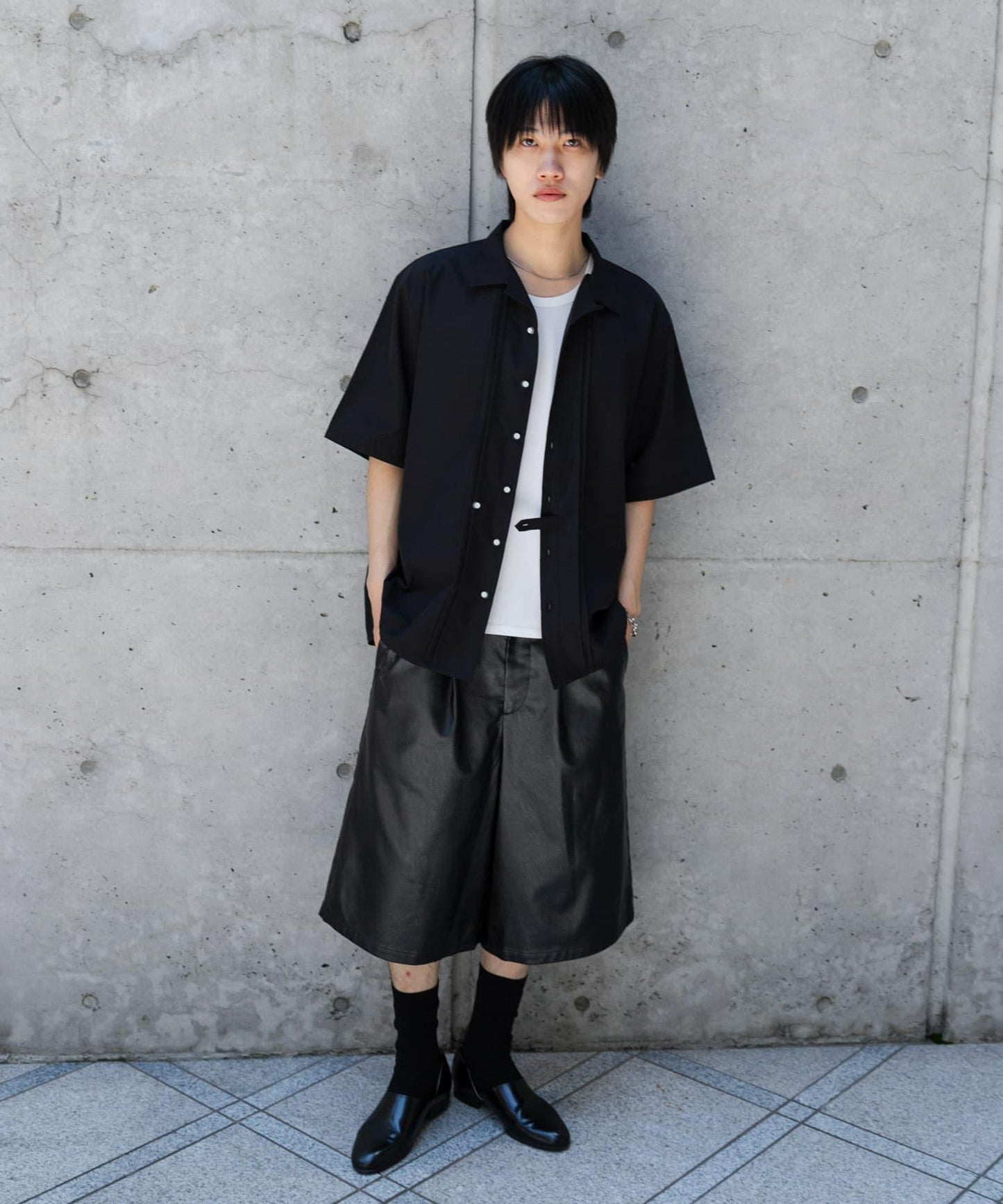 設計感翻領短袖襯衫