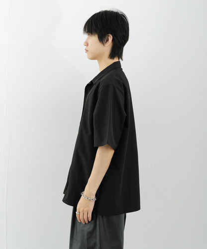 設計感翻領短袖襯衫