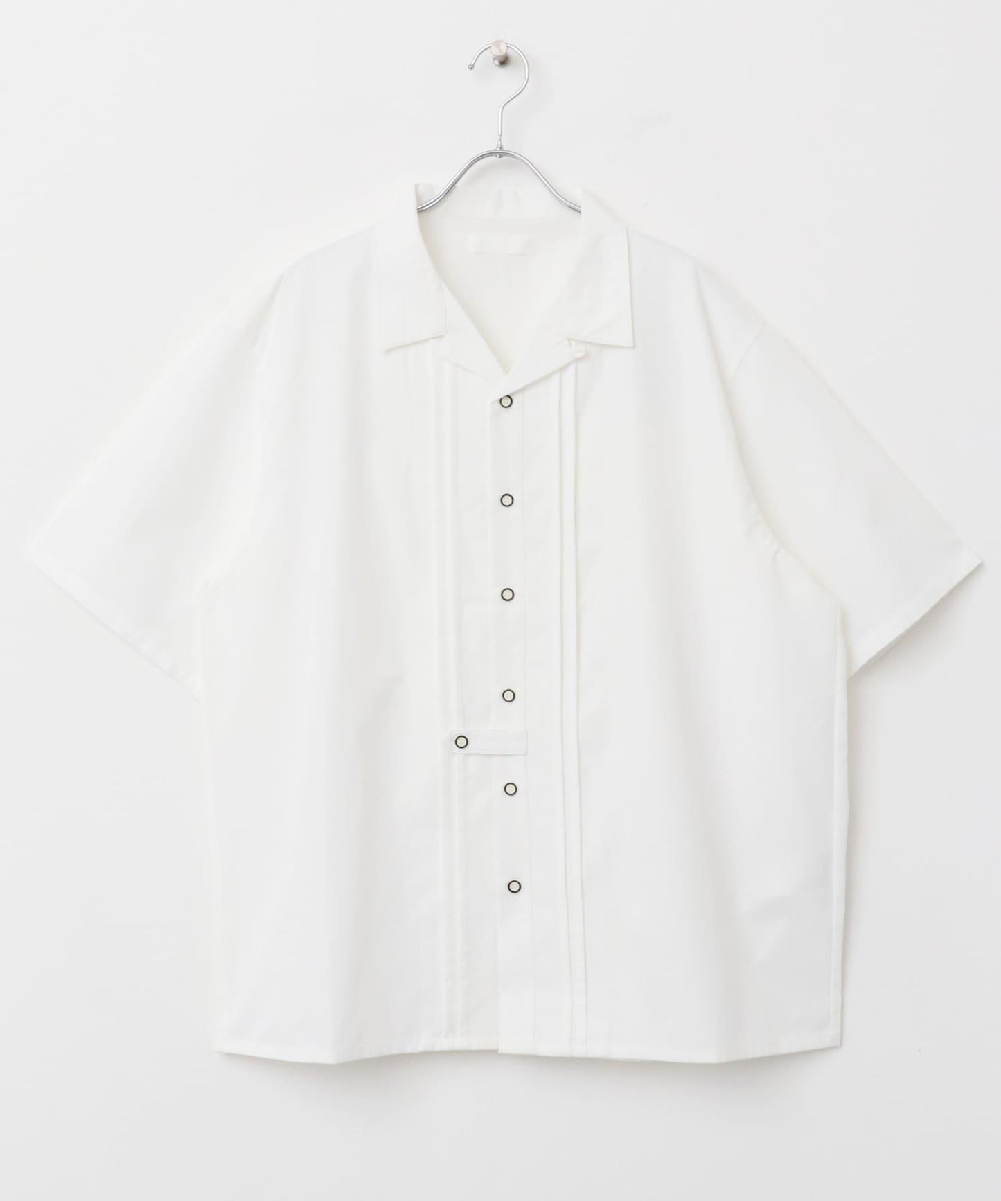 設計感翻領短袖襯衫