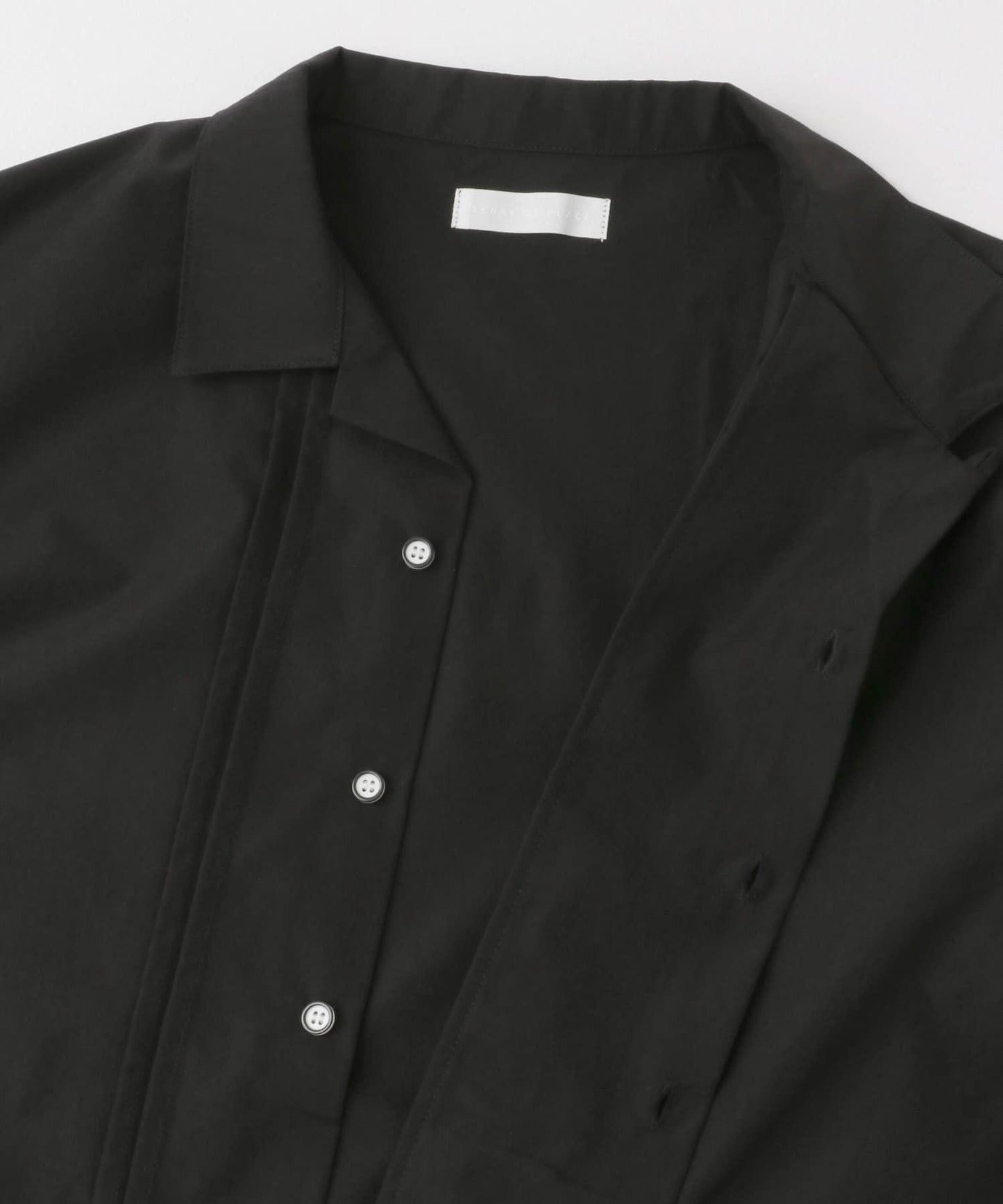 設計感翻領短袖襯衫