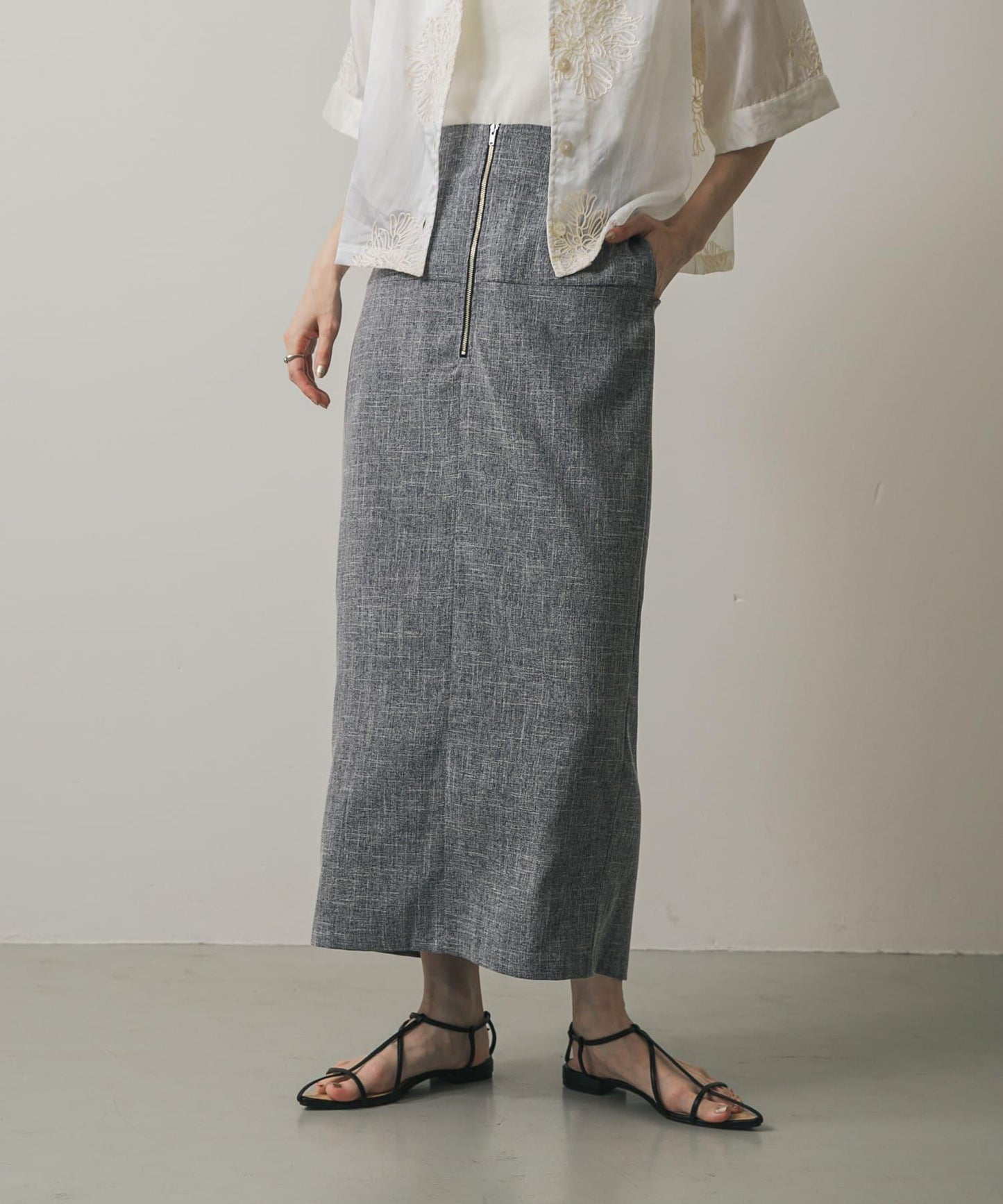 拉鍊裝飾高腰包臀裙