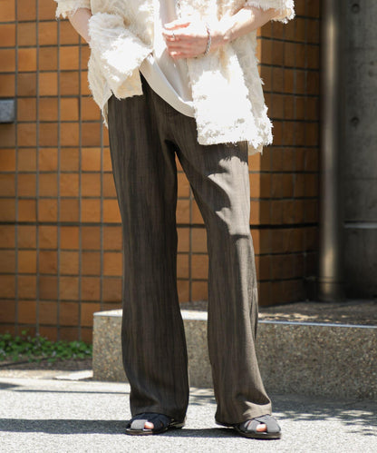 暗紋斜紋喇叭褲