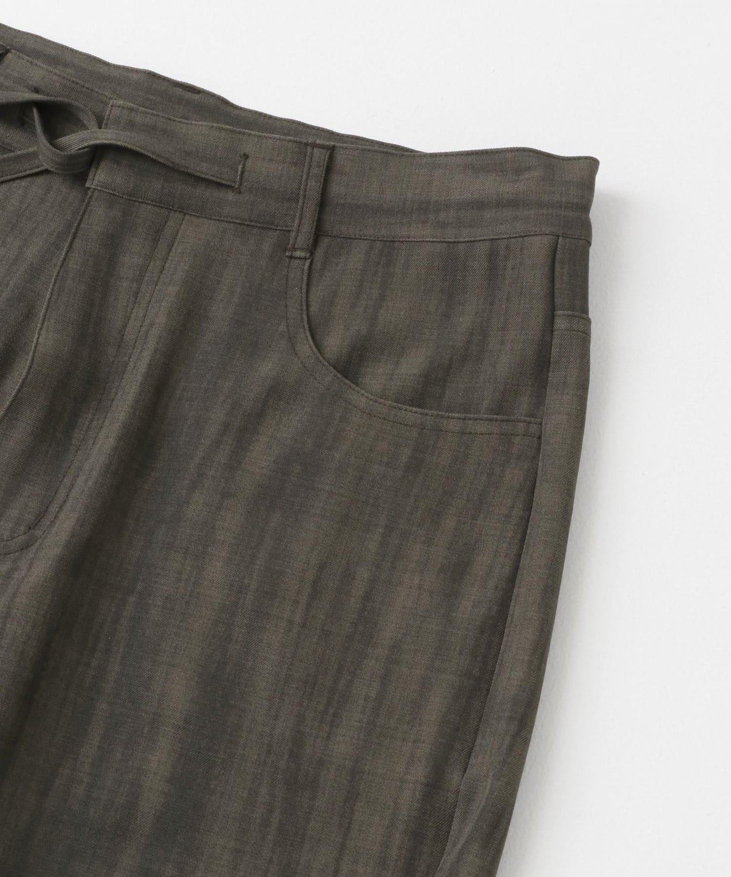 暗紋斜紋喇叭褲