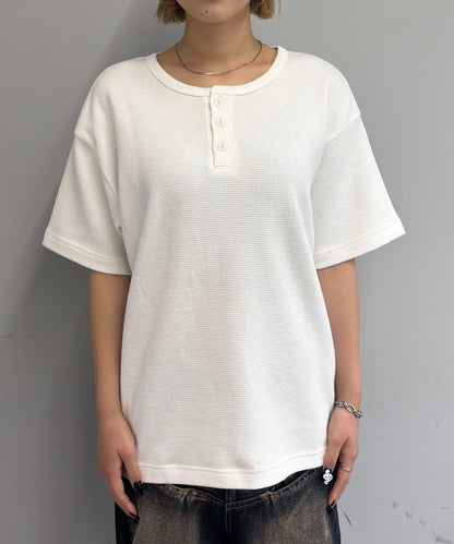 【酸奶油/酸奶油】華夫餅亨利圓領T恤 / 2尺碼